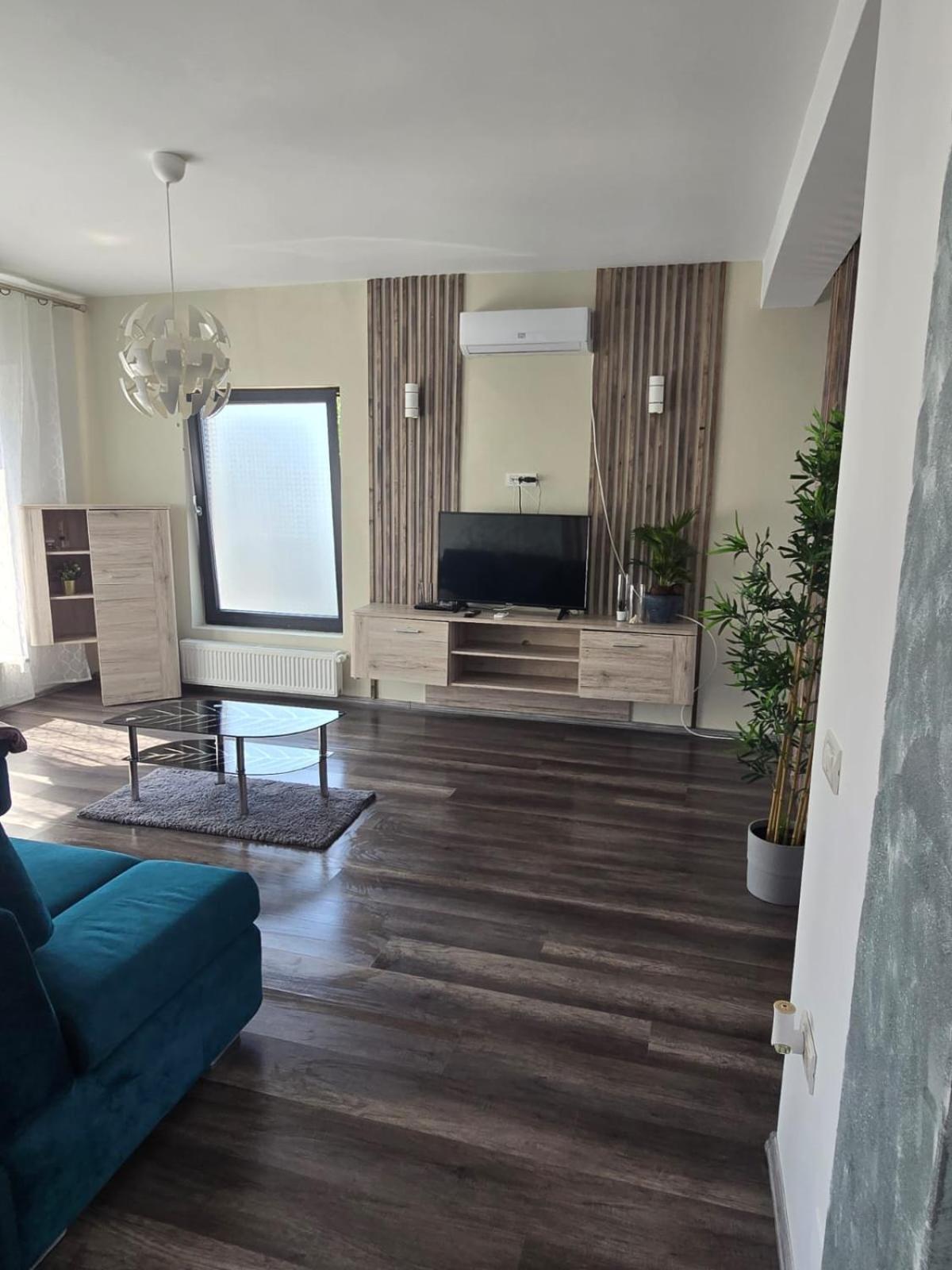 Da Residence Otopeni Buitenkant foto